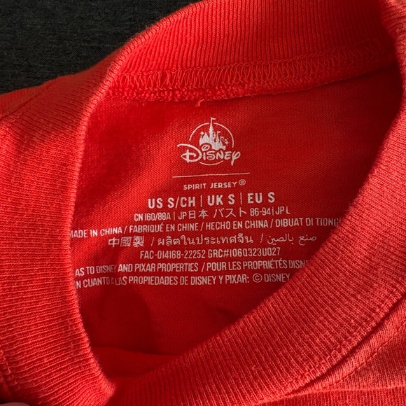 Disney Pixar Turning Red Panda Mei Cropped Spirit Jersey Freakin Adorable Ombre - Picture 4 of 7